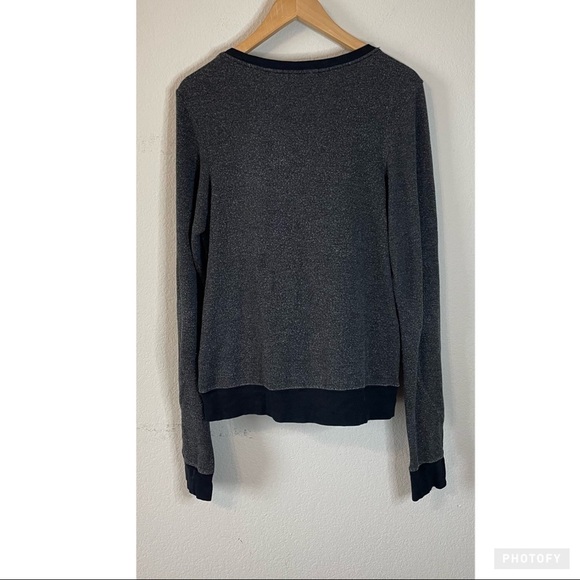 Wildfox Beach Jumper Sweater Gray Black Gold Glitter Heart Scoop Neck Size Small - Picture 2 of 5